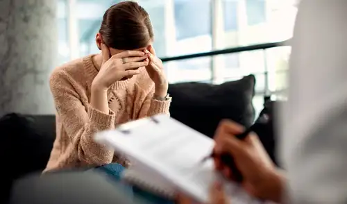 Especialistas advierten que la falta de atención oportuna en casos de depresión podrían agravarla.