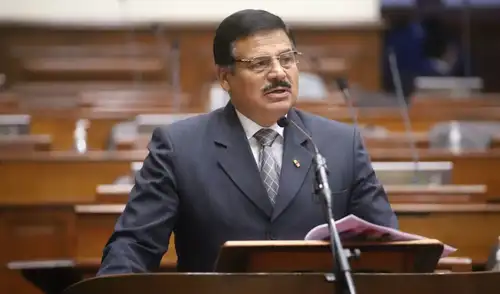 Daniel Barragán, senador de Obras