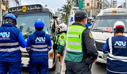El Comité de Fiscalización, que reúne a diversas instituciones estatales, realizó las acciones en colaboración con la Policía Nacional del Perú y otros organismos, promoviendo la seguridad en Lima y Callao. Debían más de S/13 millones en multas y tenían más de 30 años: sacan de las pistas a 557 vehículos informales en Lima y Callao