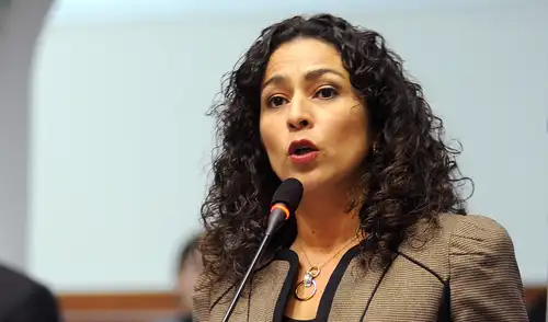 Cecilia Chacón rechaza reforma policial y defiende leyes que protegen a la PNP: “Quieren que haya caos”