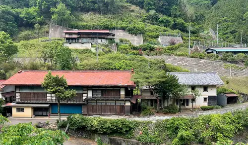 La localidad japonesa de Nanmoku busca residentes del distrito de Belén para que revivan la ciudad. Foto: Japan Times