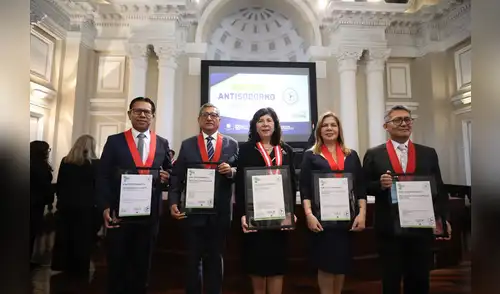 Compromiso con la transparencia: La presidenta del Poder Judicial, Janet Tello Gilardi, destacó la importancia de fortalecer la integridad y prevenir la corrupción en el sistema judicial.