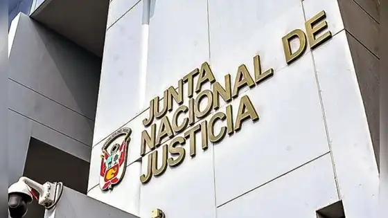 Destituyen a dos jueces en Puno por fallo que ordenó devolver lingotes de oro de 13 kilos y liberar a dos mujeres