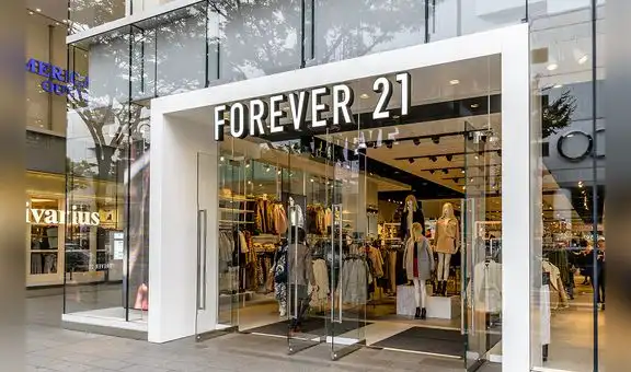 Tras quiebra, ¿Forever 21 cerrará sus tiendas de Latinoamérica?