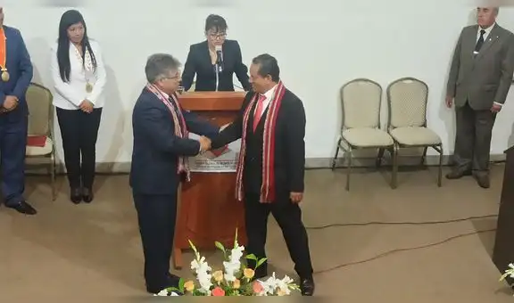 Cusco: el primer round de los candidatos Werner Salcedo y Edy Cuellar