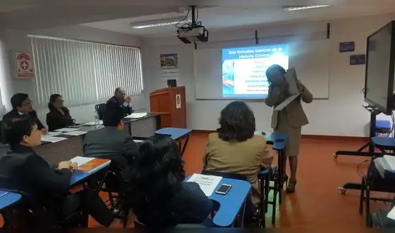 Convocan a concurso público para nombramiento de docentes