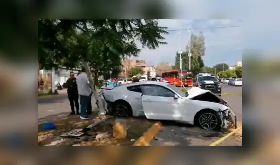 México: Pareja de recién casados muere tras chocar con auto de futbolista 