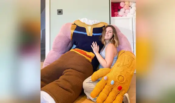 Mujer aprovecha cuarentena y teje a mano una figura de Thanos en tamaño real [VIDEO]