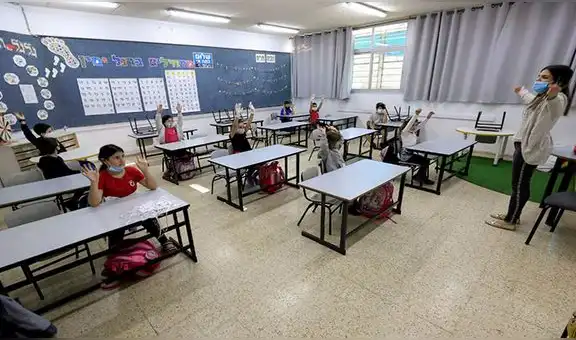 “Fue un gran fracaso”: califican como un error la reapertura de las escuelas en Israel