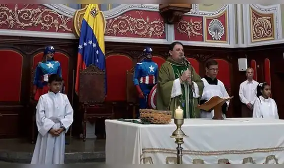 Facebook viral: sacerdote venezolano disfrazó a sus monaguillos como el ‘Capitán América’ por insólito motivo [FOTOS]
