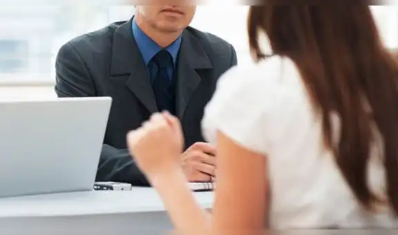 Facebook: organizaba falsas entrevistas de trabajo para violar jóvenes