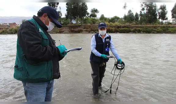 Realizan monitoreo de la calidad del agua en la cuenca Mantaro 