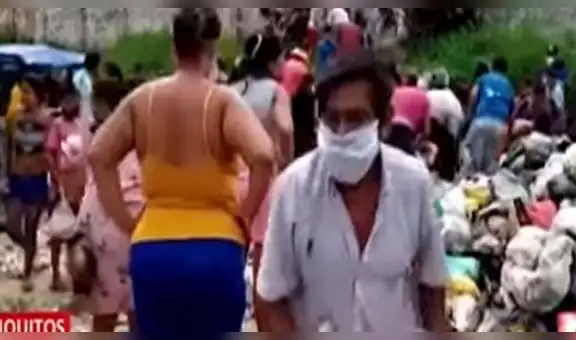 Iquitos: decenas de personas se aglomeraron para buscar alimentos en la basura [VIDEO]