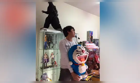 Armó una escultura con más de 2 mil piezas de Lego y su gato la destruyó por completo [FOTOS]