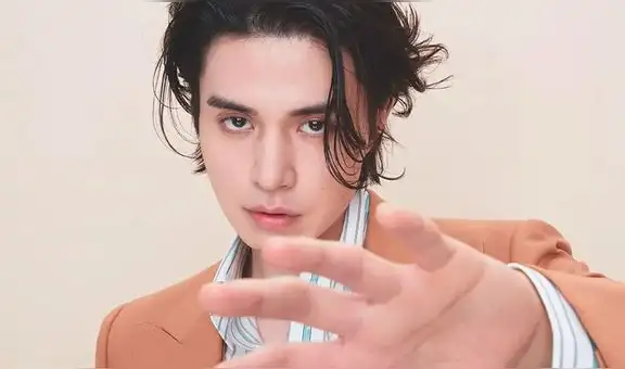 Lee Dong Wook cautiva con la mirada en sesión fotográfica para W Korea 
