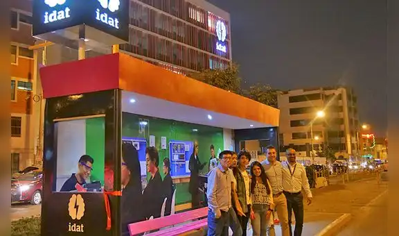 Paraderos ecológicos: Conoce el proyecto realizado por alumnos de Idat