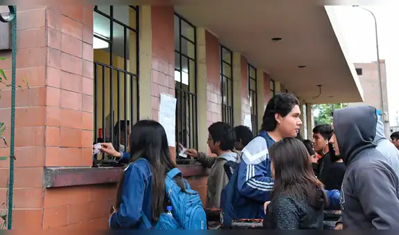 UNMSM realiza almuerzo especial por Navidad y hay nuevo ‘gusano legendario’ [FOTOS]