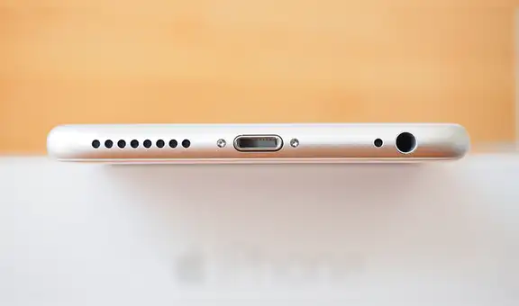 Apple eliminaría finalmente la entrada Lightning en los iPhone del 2021 [FOTOS]