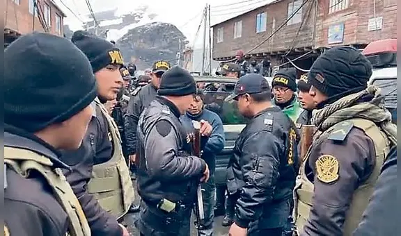 Puno: 3 delincuentes por poco son quemados vivos en La Rinconada, dónde un policía murió a manos de una turba