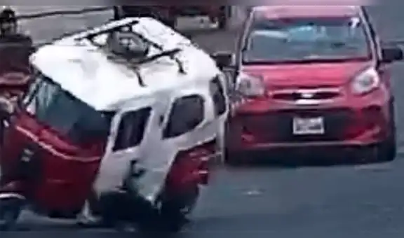 Facebook viral: perro choca contra mototaxi y provoca volcadura en transitada vía [VIDEO] 