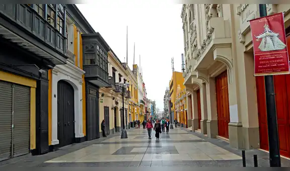 Caen negocios en Jirón de la Unión y Av. Abancay por cierre de calles
