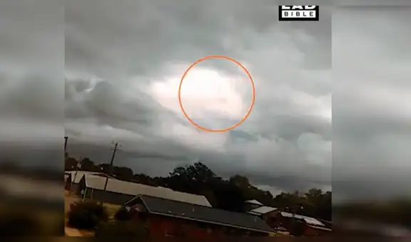 Facebook viral: captan extraña silueta humana caminando entre las nubes y genera terror