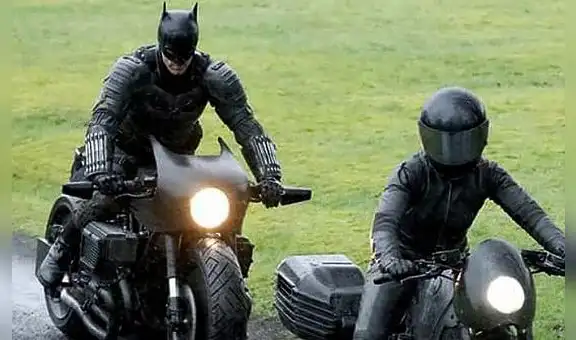 The Batman: doble de Robert Pattinson cae de la batimoto y es la burla de Internet [VIDEO] 