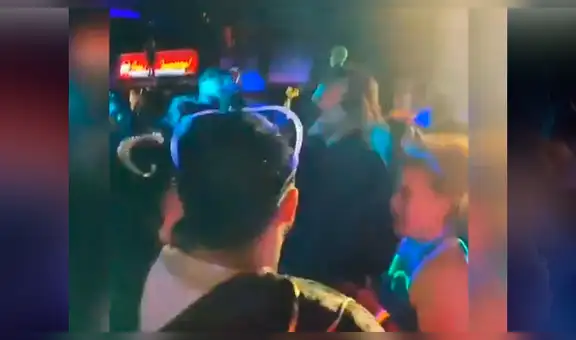 Chico acude a fiesta de Halloween vestido de Michael Myers y genera miedo por su comportamiento [VIDEO]