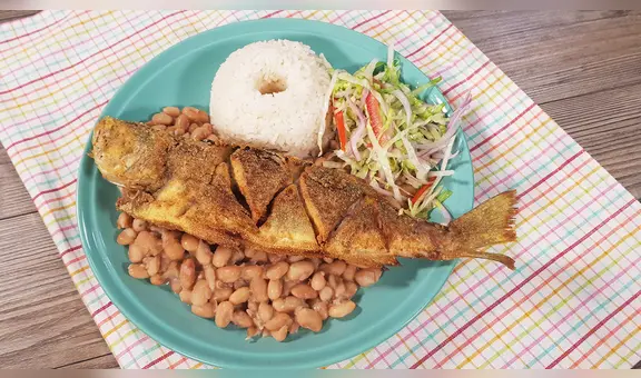 Pescado frito con frejoles (receta peruana)
