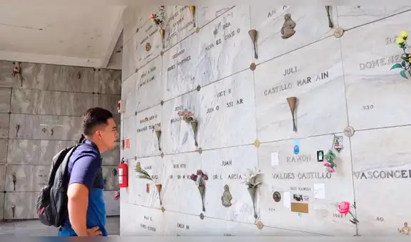 Seguidor del ‘Chavo del 8’ visita mausoleo de ‘Don Ramón’ y se entera curioso secreto [VIDEO]