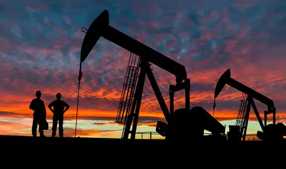 Petróleo abre casi plano y continúa incertidumbre por miedo al rebrote y exceso de oferta
