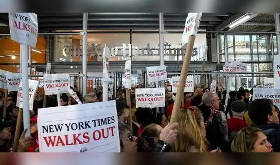 Trabajadores de The New York Times realizan huelga para pedir aumento salarial