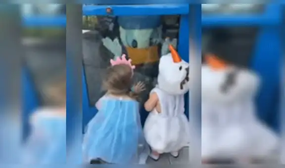 Niños logran ‘abrazar’ a su personaje favorito de Disney a través de un vidrio y quedan emocionados [VIDEO]