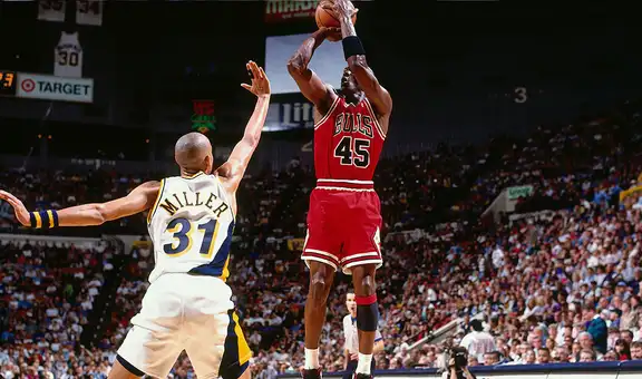 “Estoy de vuelta”: se cumplen 25 años del regreso de Michael Jordan al baloncesto [FOTOS]