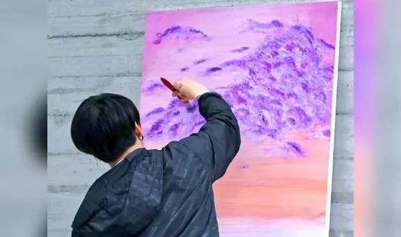 BTS usó sus cuadros pintados para performance en 2020 FNS Music Festival