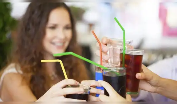 Hasta un 15% del sueldo se gasta en bebidas, gaseosas y postres