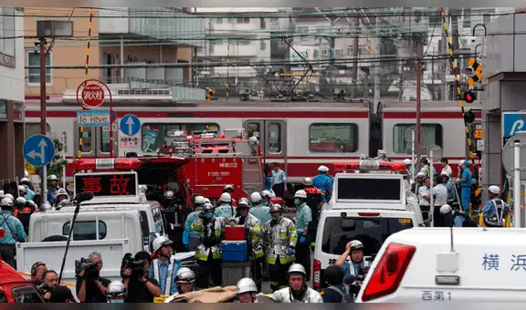 Impactante choque de tren en Japón provoca incendio y deja más de 30 heridos[VIDEOS]