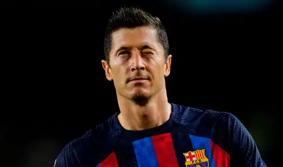 ¿Por qué Robert Lewandowski puede jugar ante Espanyol si recibió una roja y 3 fechas de sanción?