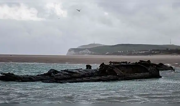 Hallan varado un submarino de guerra de hace 100 años en las costas de Francia [VIDEO]
