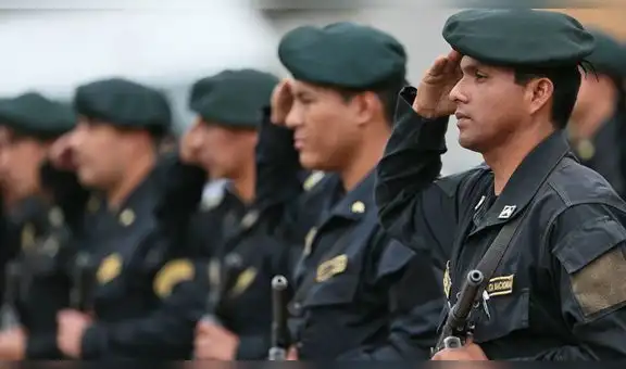 Cierre del Congreso: Policía Nacional anuncia respaldo a Martín Vizcarra