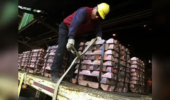 SNMPE: Exportaciones de cobre cayeron 11,6% entre enero a agosto