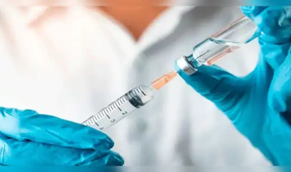 Empiezan a producir la vacuna contra la COVID-19 de Oxford y AstraZeneca