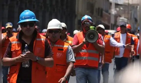Trabajadores metalúrgicos anuncian paro nacional para el 10 de setiembre