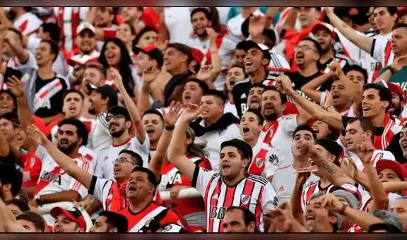 Hinchas y presidente de River Plate en desacuerdo por elección de Lima para la final de la Copa Libertadores