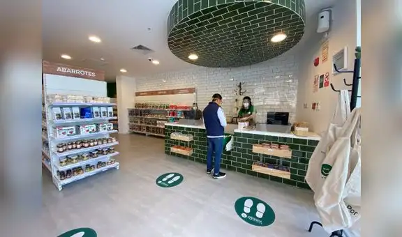 Inauguran primer supermarket libre de octógonos en el Perú