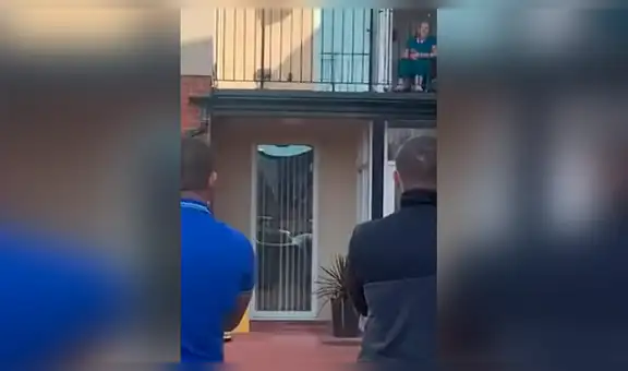 Madre recibe tierna serenata de sus hijos tras permanecer aislada por la cuarentena [VIDEO] 