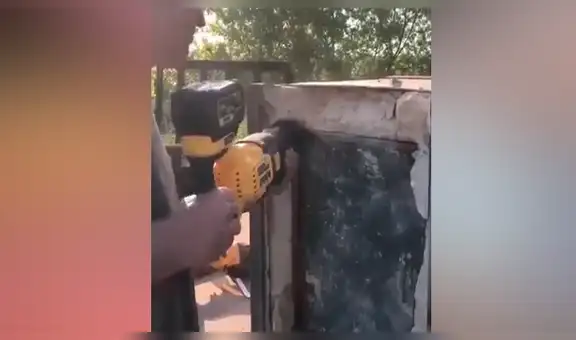 Halla caja fuerte abandonada, la abre y descubre increíble ‘tesoro’ que lo hace millonario [VIDEO]