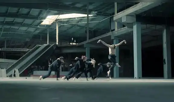 BTS: Integrantes reaccionan a “Black Swan" [VIDEO]