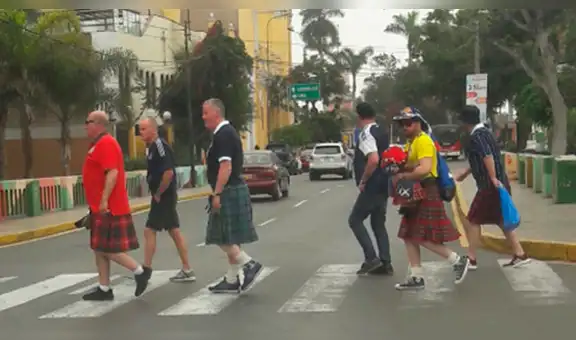 Twitter: Pese al frío, hinchas de Escocia recorren Lima en falda [FOTOS]