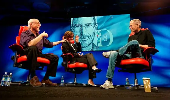 Facebook: Steve Jobs advirtió de problemas de privacidad a Zuckerberg